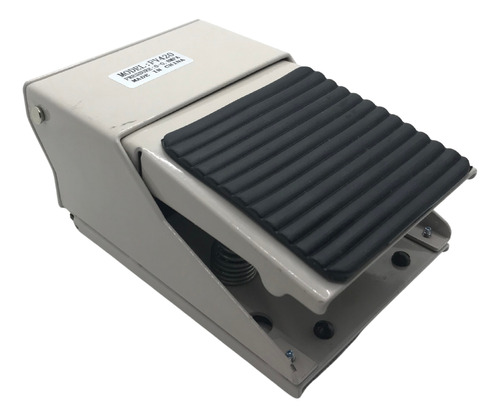 Válvula pneumática pedal mola 4/2 vias rosca 1/4 fv420